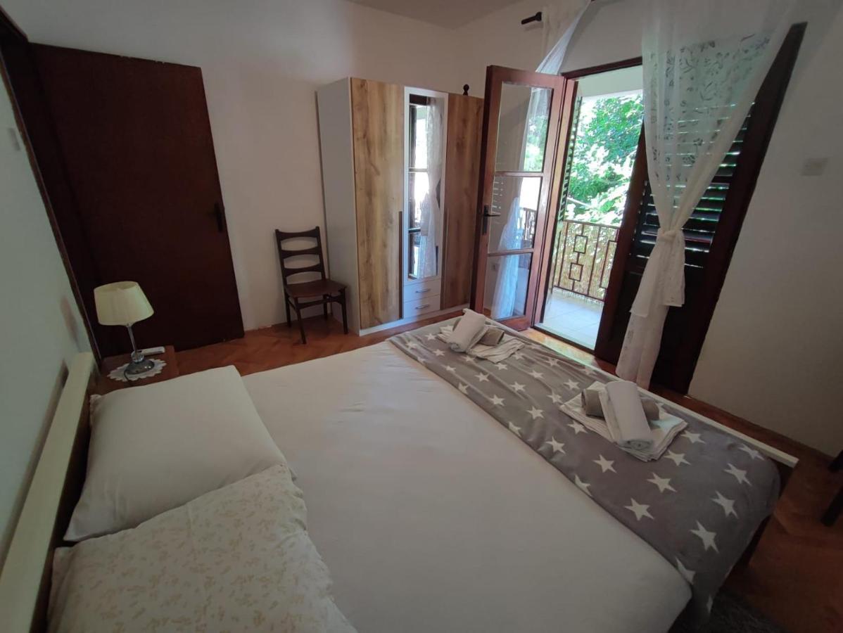 Apartment Marta Ябланац Екстериор снимка